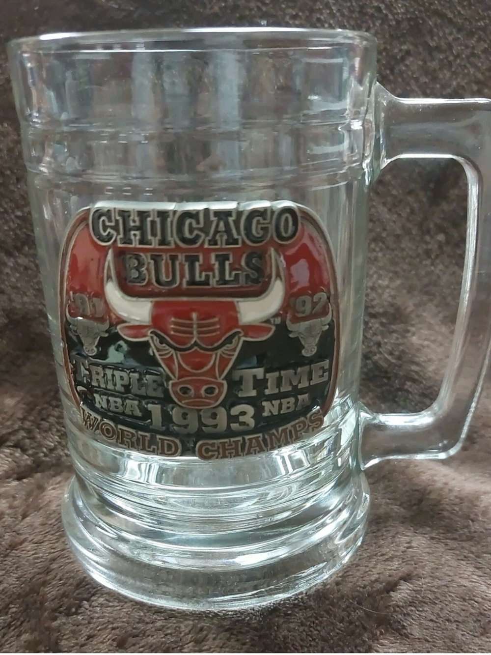 Chicago Bulls Red Logo Glass Beer Mug - Team Collectible 1991-1993